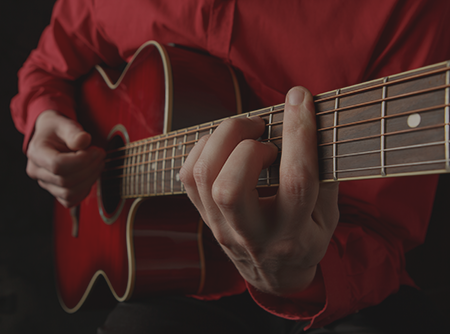 Guitare jazz manouche - <p>Apprendre à jouer la valse avec une guitare jazz manouche</p> |