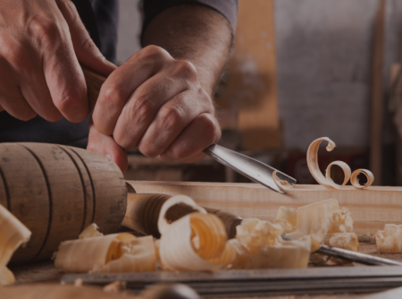 Menuiserie : Construire une table - <p>Apprendre à construire une table avec assemblage à goujon</p> |